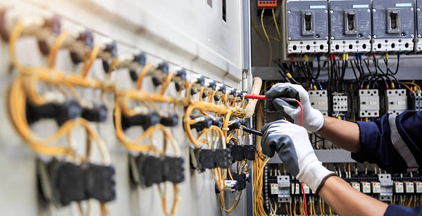 Professional Electrician technician working in Santa Fe, TX